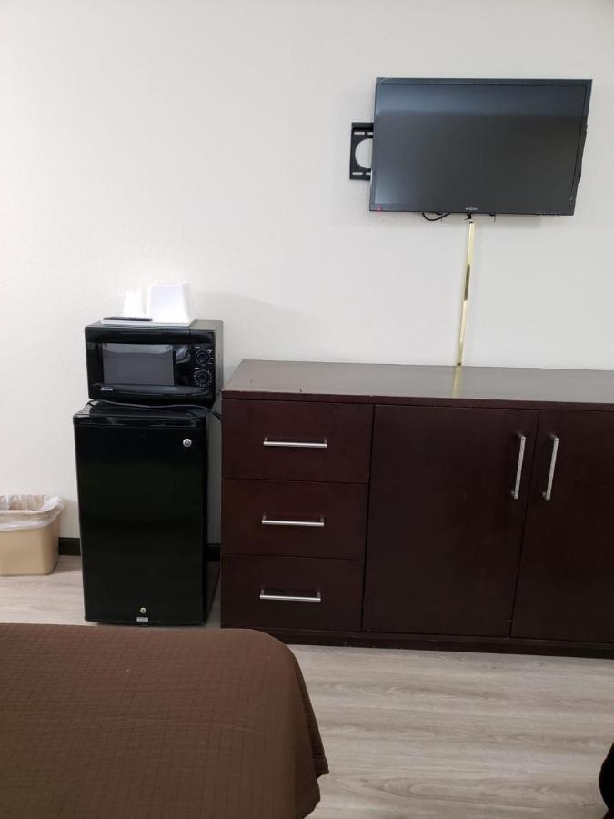 Value Inn & Suites Salina Kültér fotó